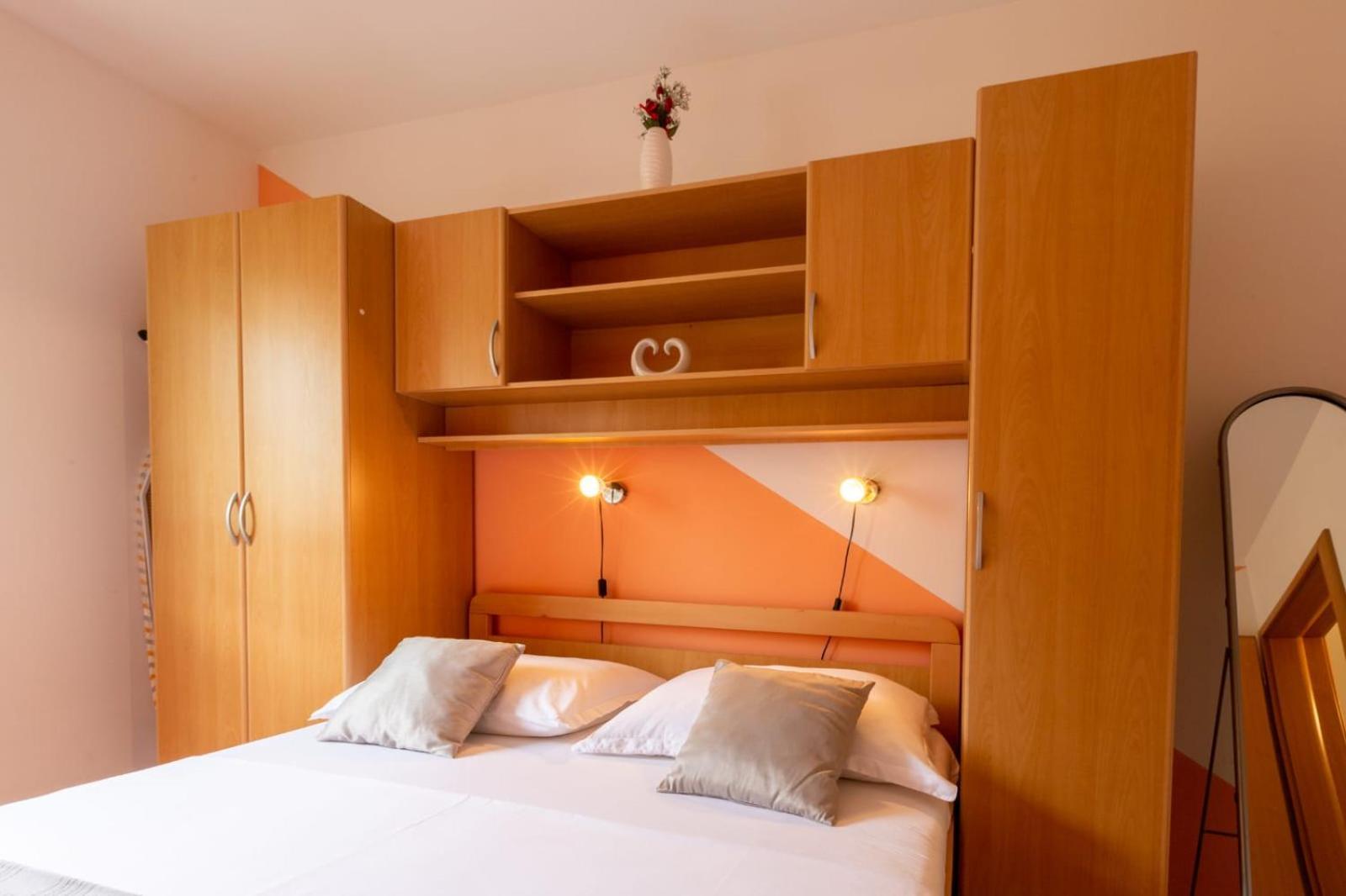 Apartman Milka Kaštela Exterior foto